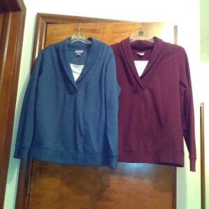 TWO Laura Scott women's V-neck biz casual sweatshirts